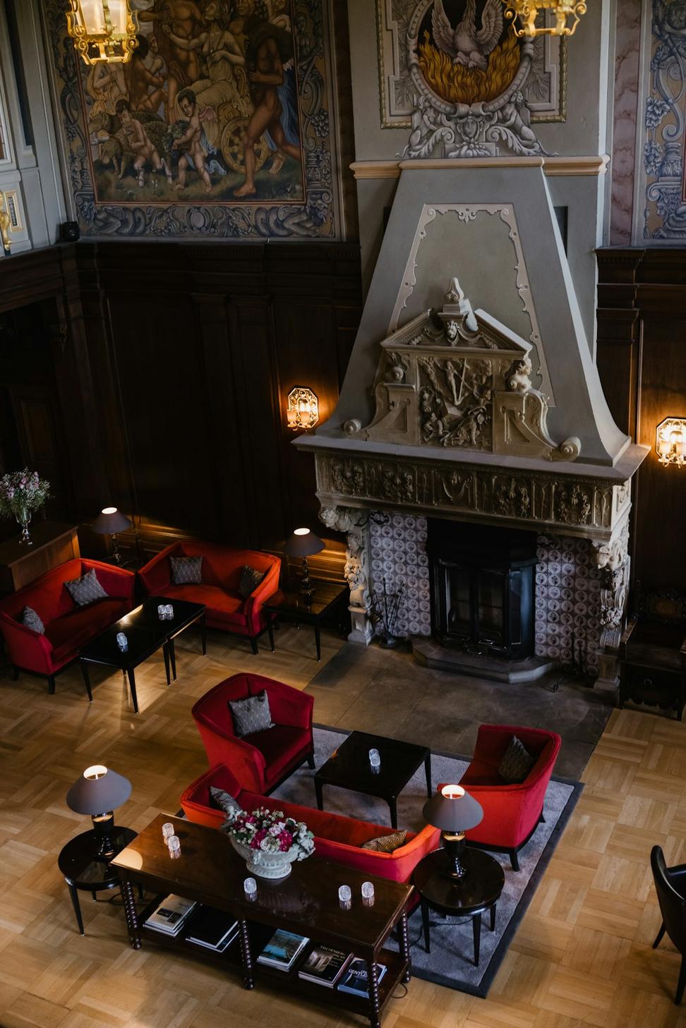 Heritage King Suite
